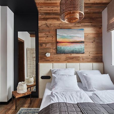 Highzen Pozezdrze Villa Luaran gambar
